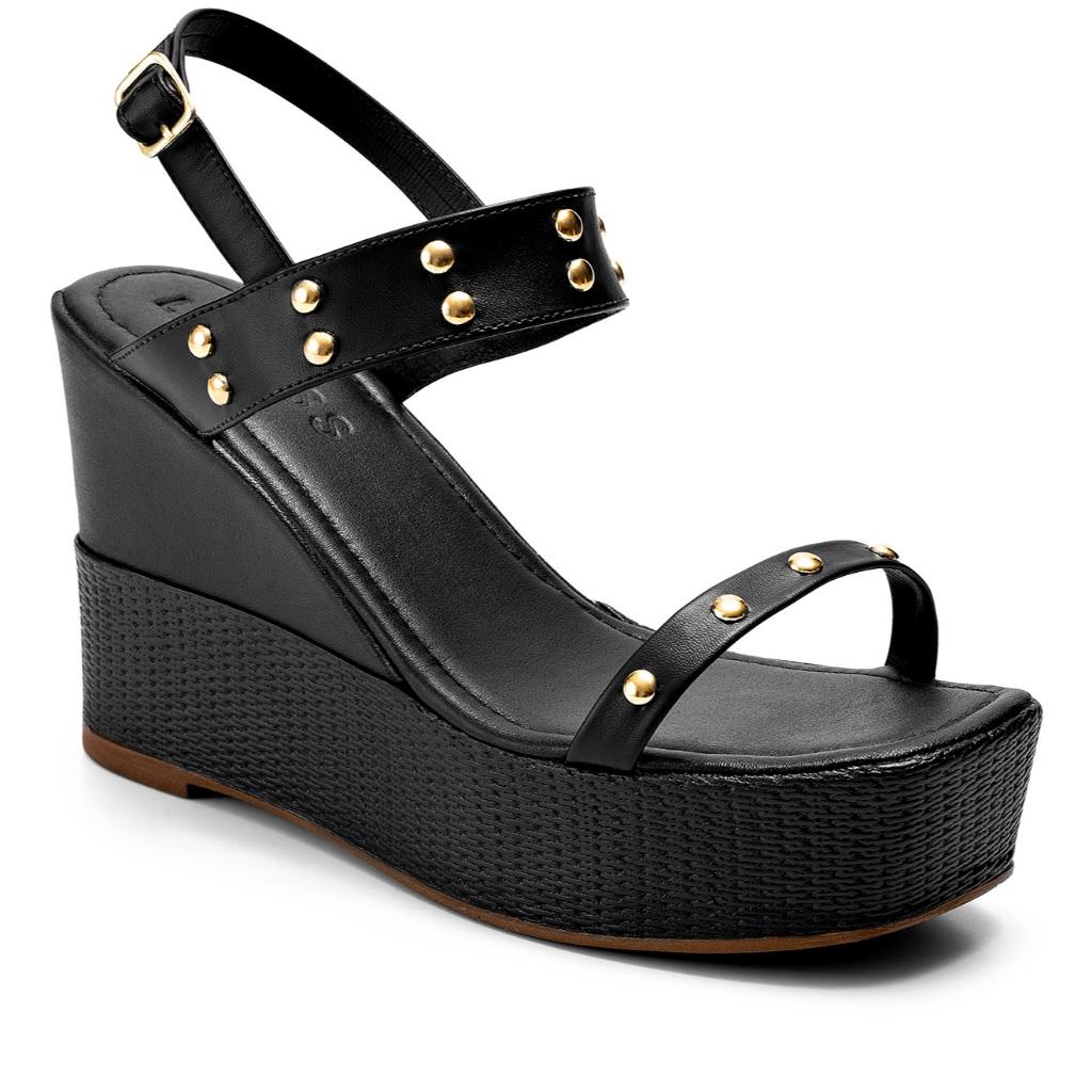 Anabela Lumiss: Conforto e Estilo em Preto!