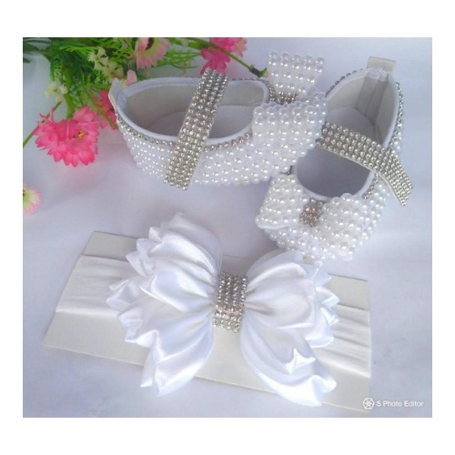 Kit Sapatinho de Pérolas Bebê com Tiara para Batizado