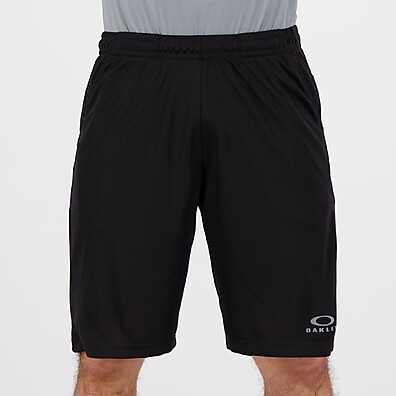 Bermuda Oakley Breathe Knit: Conforto e Estilo