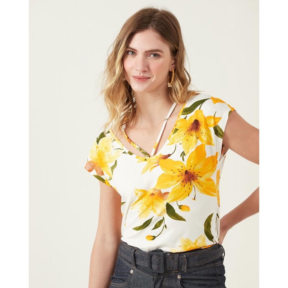 Blusa Floral Viscose: Conforto e Estilo Malwee