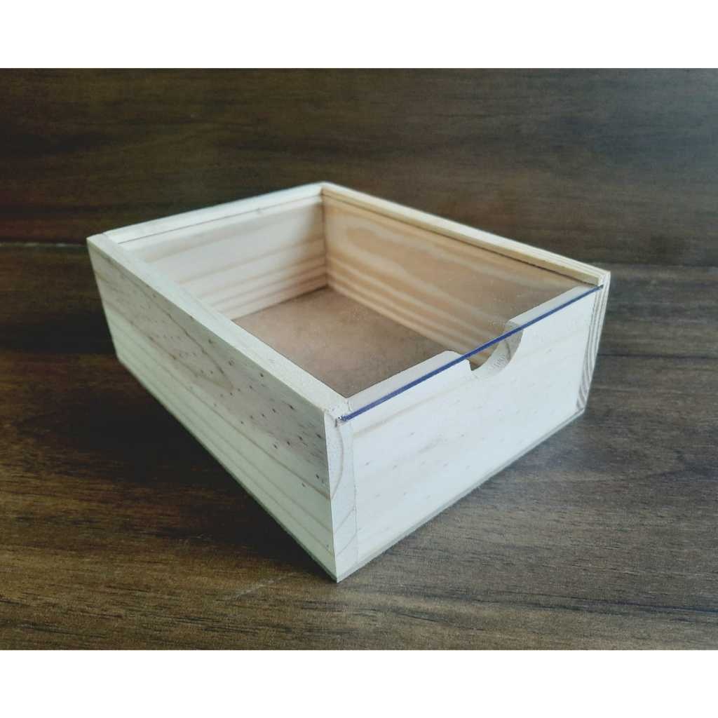 Caixa Estojo em Madeira Pinus com Tampa Acrílica – 20x15x7cm