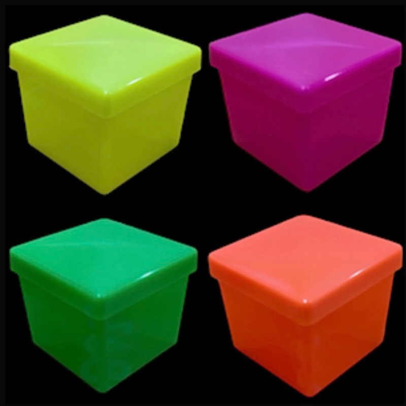 Caixinhas Neon: 40 Lembrancinhas Vibrantes!