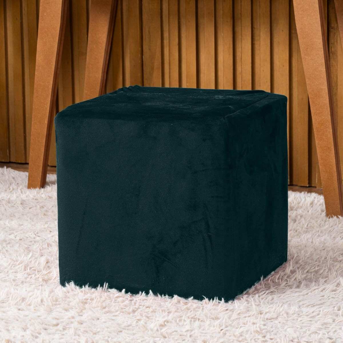 Capa de Puff Quadrado em Veludo Suede com Elástico Ajustável - Proteção e Estilo para Banquinho