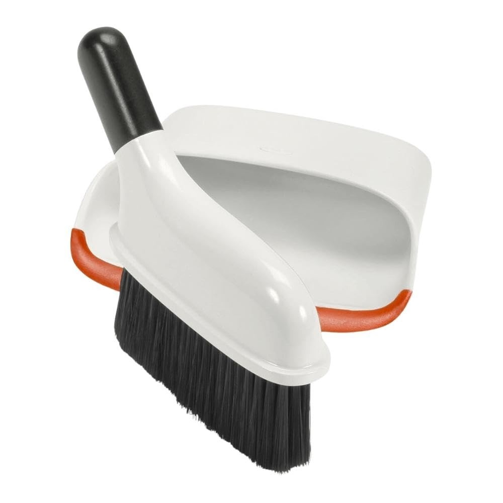 Conjunto Compacto de Pá e Escova de Limpeza OXO Good Grips - Design Ergonômico e Armazenamento Inteligente