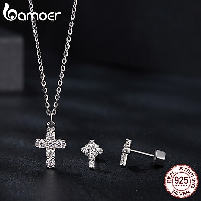 Conjunto Prata 925 Moissanite: Elegância em Cruz