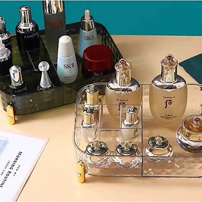 Bandeja Dourada Multiuso: Organize com Elegância ✨