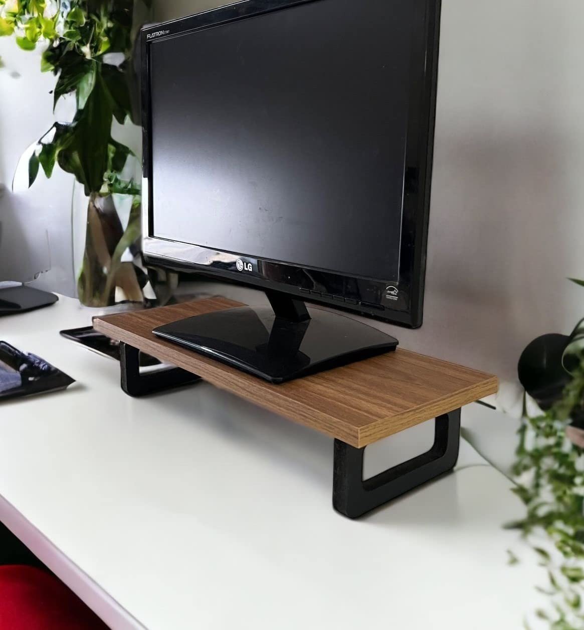 Mesa Stand Desk Suporte Elevado para Monitor Freijó 45cm - Ergonômico e Moderno
