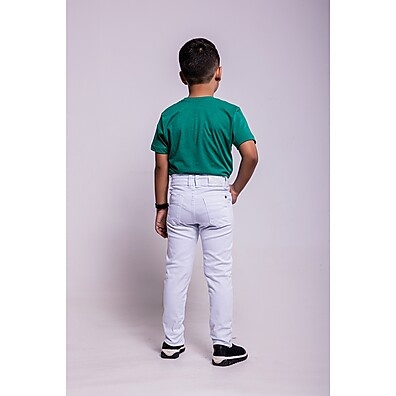 Calça Infantil Branca: Conforto e Estilo!