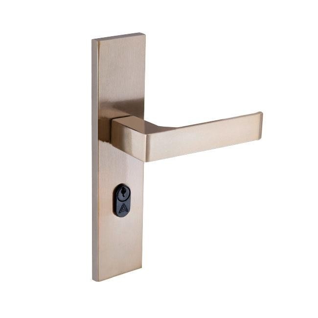 Fechadura de Entrada Aliança S40: Segurança e Elegância