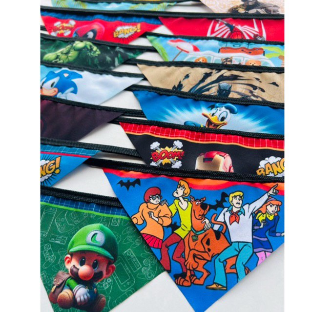Kit 10 Bandanas Luxo para Cães e Gatos - Estampas Fofas e Confortáveis