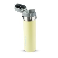 Garrafa Térmica Quick Flip Stanley 710ml - Isolamento Duplo, à Prova de Vazamento e Ideal para Viagens - imagem 4