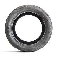 Pneu Bridgestone Alenza 001 225/50R18 95V: Performance e Segurança para seu Toyota Corolla Cross - imagem 4
