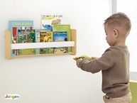Prateleira Montessori para Livros em Madeira - Estímulo à Autonomia Infantil | Junges - imagem 3