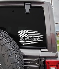 Adesivo "We The People" - Expresse seu Patriotismo com Estilo | Vinil Premium Branco 19x10.6cm - imagem 4