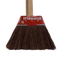 Vassouras Piaçava Ipiranga Kit 3 Unidades com Cabo de Madeira - Durabilidade e Limpeza Eficiente - imagem 3