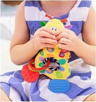 Mobile Girafa Espiral para Carrinho de Bebê com Chocalho Divertido e Educativo - imagem 3