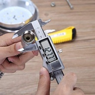 Paquímetro Digital de Aço Inoxidável 150mm (6") - Precisão LCD para Uso Doméstico e DIY - imagem 3