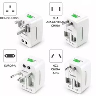 Adaptador Universal de Viagem Premium: 2 USB, Bivolt, Pinos Retráteis para +150 Países - imagem 4