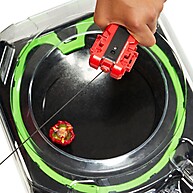 Beyblade Soar Phoenix: Domine a Arena! - imagem 2