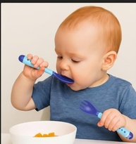 Talheres Infantis Silicone Termossensível Azul - Kit Colher e Garfo Seguros para Bebês - imagem 3