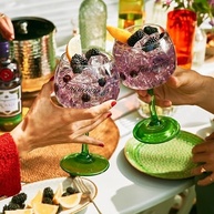 Gin Tanqueray Royale Dark Berry 700ml - imagem 2