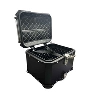 Bauleto Amolfado Preto 45L Alumínio Universal - Honda, Yamaha, Bajaj, BMW - imagem 5