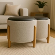 Kit 2 Puffs Decorativos Redondos em Courino e Bouclê | Assentos Macios com Pés em Madeira para Sala, Escritório e Quarto - imagem 1