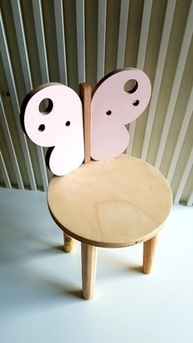 Mesa com 2 Cadeiras Modelo Borboleta - Design Moderno e Conforto para Ambientes Compactos - imagem 5