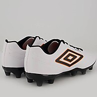 Chuteira Umbro Class Footballer: Domine o Campo! - imagem 2