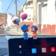 Decoração de Carro: Casal de Desenhos Animados Fofos para Painel - Toque Romântico e Divertido - imagem 2