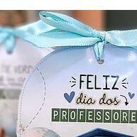 Kit Presente Dia dos Professores com Sabonete, Bombons e Chaveiros - imagem 1
