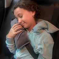 Almofada de Cinto Safety 1st Grey: Conforto e Segurança para o seu Pequeno - imagem 3