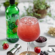 HYPE - London Dry Gin 750ml | Estilo Clássico com Toque Cítrico, Zero Extrato Artificial - Ouro no Mondial de Bruxelles - Sabor que é Puro Hype - Qualidade e Preço Justo - imagem 2