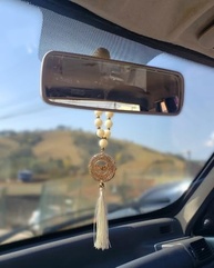 Terço Dezena Divino Espírito Santo para Carro, Bolsa e Oratório - Pérola Amora com Strass - imagem 4