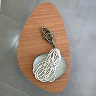 Mesa de Centro Orgânica com Pés Palito em Madeira 90x52cm - Design Natural e Moderno - imagem 5