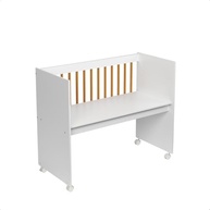 Mini Berço Multifuncional 5 em 1 com Colchão e Suporte para Mosquiteiro - Rodízios e Design Moderno (Branco e Marrom) - imagem 4