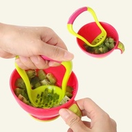 Preparador de Papinhas Multifuncional com Amassador e Base Antiderrapante - Bowl Vermelho - imagem 5