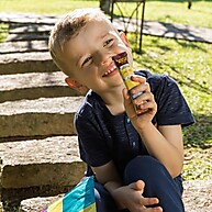 Barra de Frutas Banana Kids Minions - Chocolate ao Leite (20 Un.) - imagem 1
