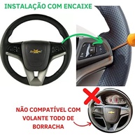 Capa de Volante Couro Sintético Onix LTZ 2013-2019 com Comandos de Som - Toque Premium e Controle Total! - imagem 3