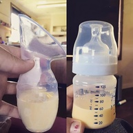 Coletor de Leite Materno Portátil em Silicone - Bombinha Manual Silenciosa e Ecológica - imagem 3