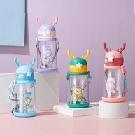 Garrafa D'água Infantil Alce com Canudo e Chifres - Design Divertido e Prático para Crianças - imagem 4