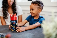 Garrafa Infantil Disney Mickey Mouse Retro com Canudo - Segura, Leve e à Prova de Vazamento - imagem 3