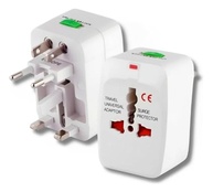 Adaptador de Tomada Universal Viagem: Proteção Total e Praticidade Global - imagem 2