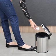 Lixeira com Pedal 5L em Aço Inox Tramontina - Prática e Elegante para Cozinha e Banheiro - imagem 3