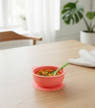 Bowl em Silicone com Ventosa Antiderrapante - Seguro e Divertido para Bebês - imagem 4