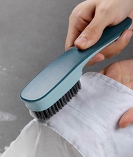 Escova de Sapato com Gancho Azul Marinho - Limpeza Fácil e Prática para o Lar - imagem 1