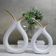 Kit 2 Dupla de Vasos Dourados Decorativos para Sala - Estilo Moderno e Sofisticado - imagem 3