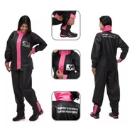 Kit Capa De Chuva Motoqueiro Feminina Pvc Pantaneiro + Polaina PVC meia sola preta com rosa - imagem 3