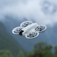 Drone DJI Mini 2 SE Fly More Combo: Leveza, Inteligência e Aventura em Suas Mãos - imagem 3