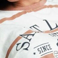Cropped Salt Lake: Estilo Urbano Impecável - imagem 2
